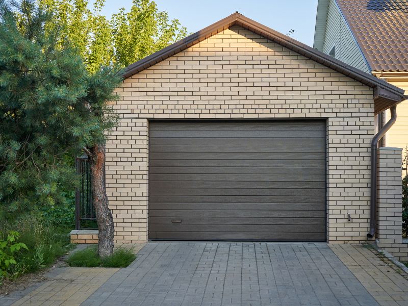 Réparation porte de garage Nantes
